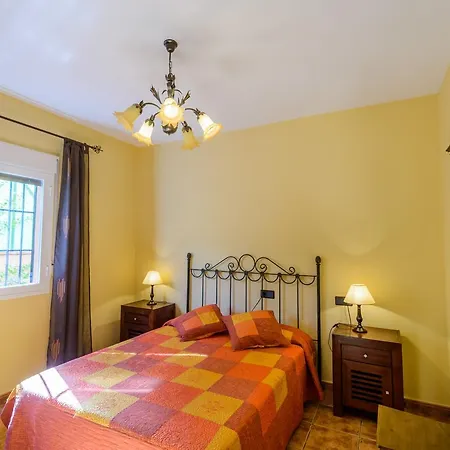 Cubo's Finca El Parral Chalet *
